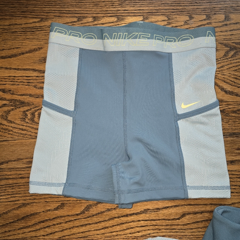 Nike Womens Teal & Yellow Matching Set Size XS - Picture 5 of 6